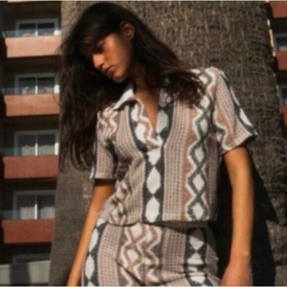 Zara Beige Black White Patterned Crop Top